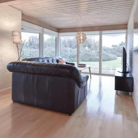 Tatil Evi Three-bedroom In *